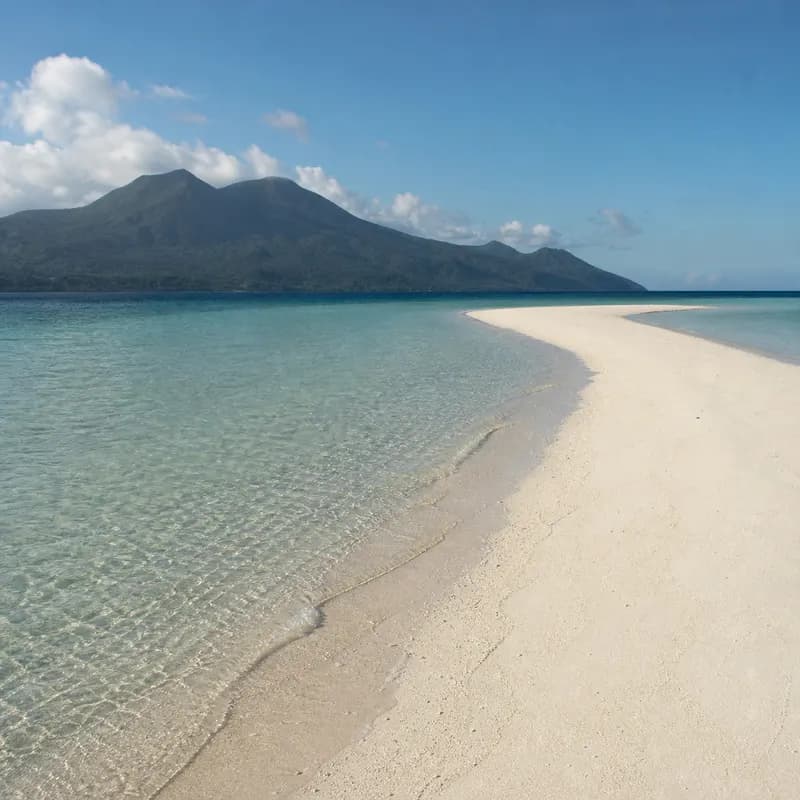 Camiguin Volcano, Springs & Sandbar — photo 2